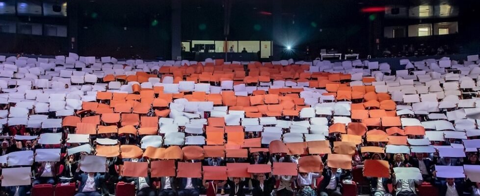 Nationale-Nederlanden convención