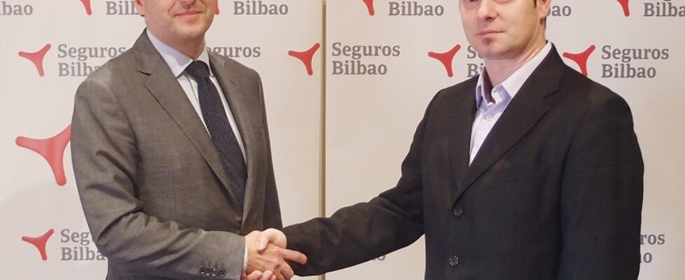Seguros Bilbao patrocina al Club Balonmano Zuazo Femenino