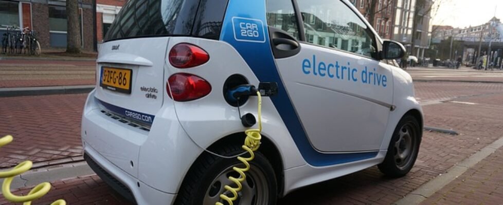 eléctrico coche híbrido