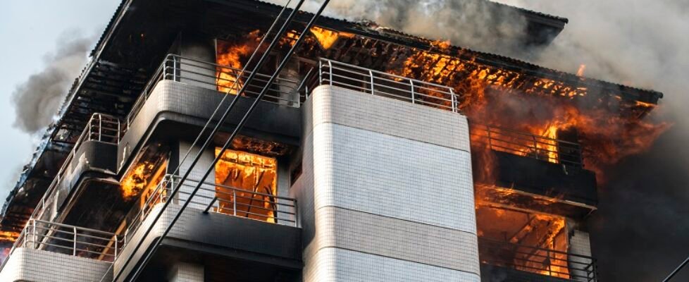 building on fire / big fires /news