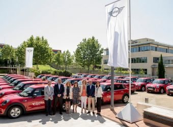 Plus Ultra entrega vehículos MINI a su red comercial