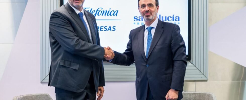 SANTALUCÍA_TELEFÓNICA