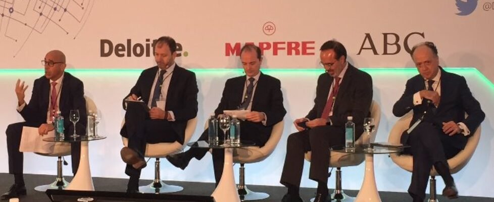 deloitte 1 mesa redonda