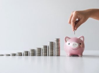 El 7,5% del ahorro de los españoles en 2025 fue en seguros, y el 4,1% en fondos de pensiones