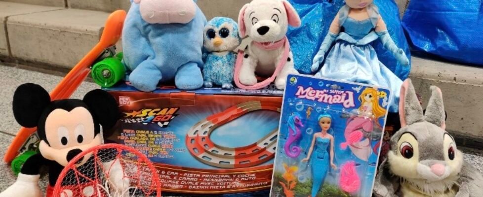 cesce navidad comida juguetes