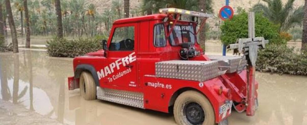 grua mapfre inundacion