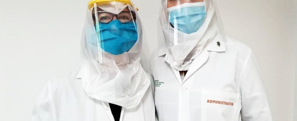 MEDICOS CON PROTECTOR (1)