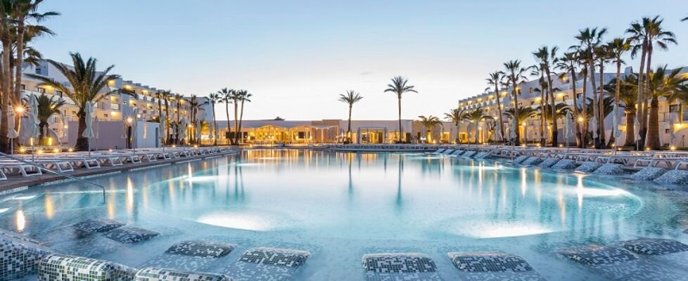 Grand Palladium White Island Resort & Spa