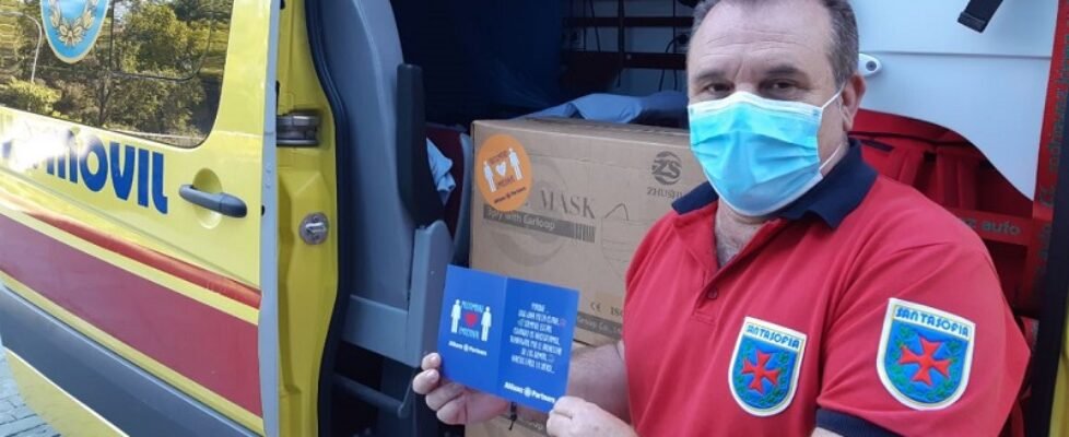 reparto-mascarillas-allianz-partners