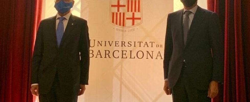 Joan Elias, rector de la Universidad de Barcelona y Enrique Sanz Fernánez-Lomana, presidente Fundación Mutualidad Abogacía