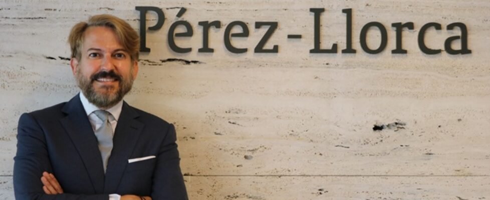 Pérez-Llorca Joaquín Ruiz Echauri_logo