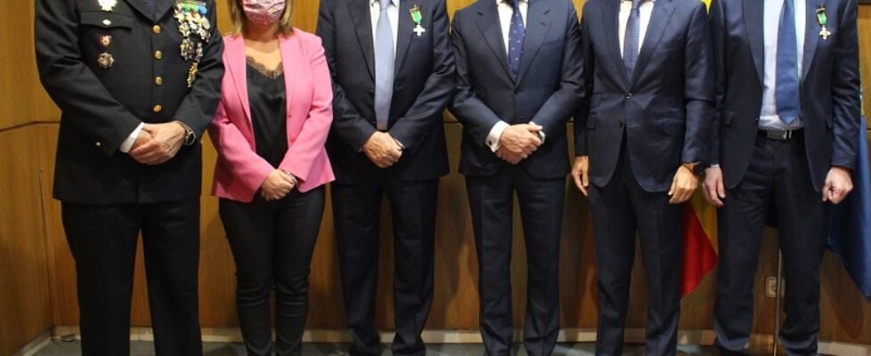 ASISA medallas Policia