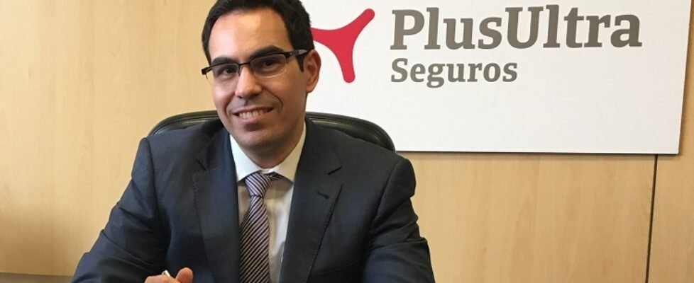 PLUS ULTRA Javier Montoya director de gestión y control comercial de Plus Ultra Seguros (002)