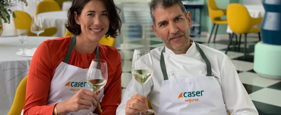 Imagen.-Garbiñe Muguruza, embajadora de Caser, se estrena en la cocina de la mano de Paco Roncero