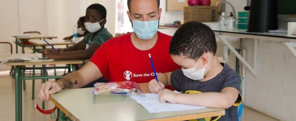 Ctalana menores en riesgo