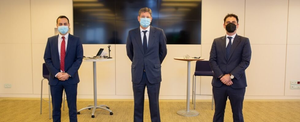 Svetlozar MIndov (DELOITTE) - Fernando Moreno (Santalucía) - Juan Miguel Monjo (DELOITTE)