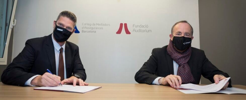 Izquierda Foto Daniel Xifré - Derecha Francesc Santasusana