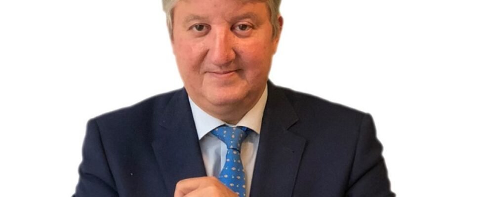 CENTERBROK fernando-castellanos-1024x1024 (002)