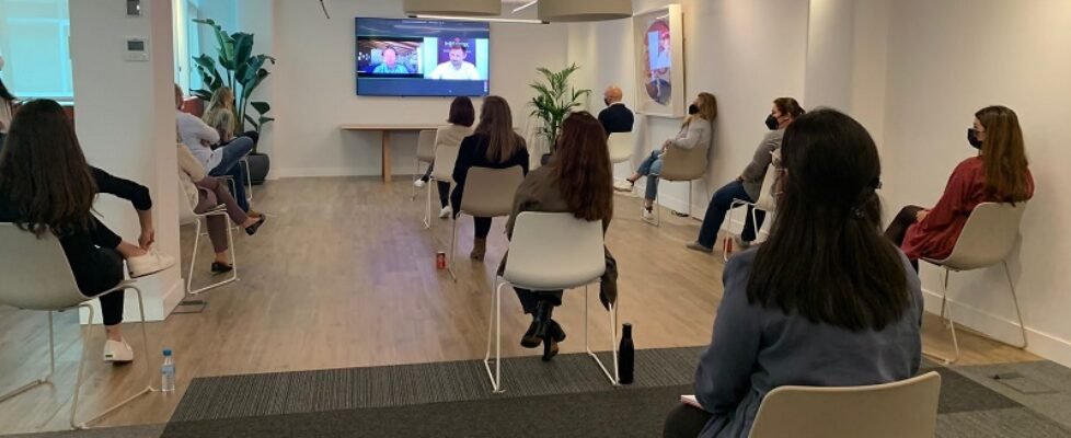 Kitchen cafe Hiscox_charla Victor Küppers