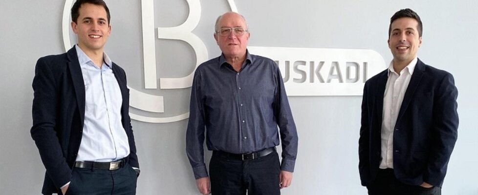 coinbroker integra mikel elorza