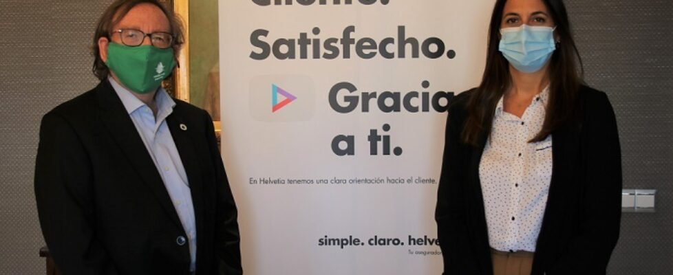 Firma Helvetia Seguros y Federación Andaluza de Montañismo (002)