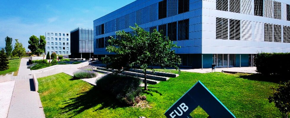 3462F593-20D3-4122-B97B-145B07C14CF3