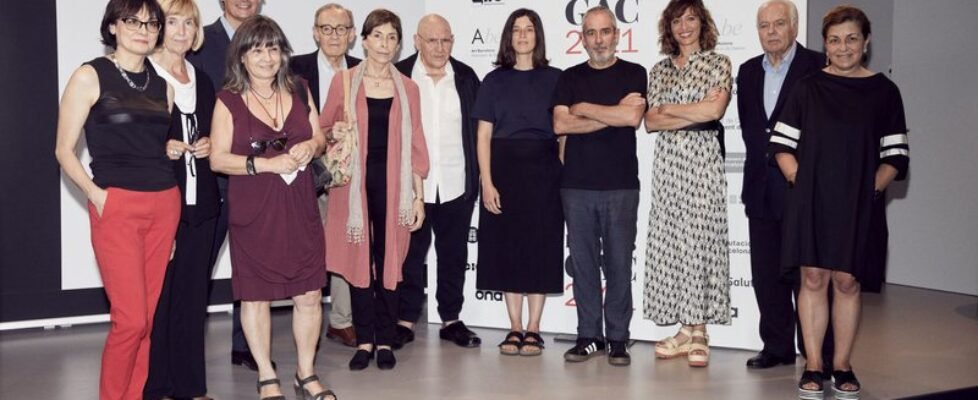 Jaume Clotet recibe el galardón ‘DKV artista emergente’ de los Premios GAC