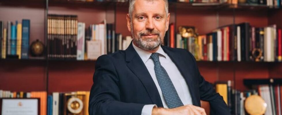 CESCE Fernando Salazar