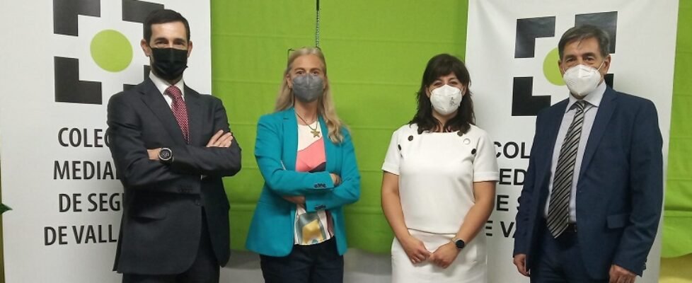 Firma del acuerdo entre Plus Ultra Seguros y el Colegio de Mediadores de Valladolid