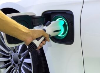 AXA PART FOTO 1 electric car 1