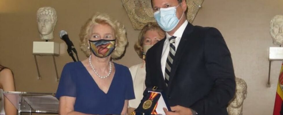 Fundación AXA Mayte Spinola