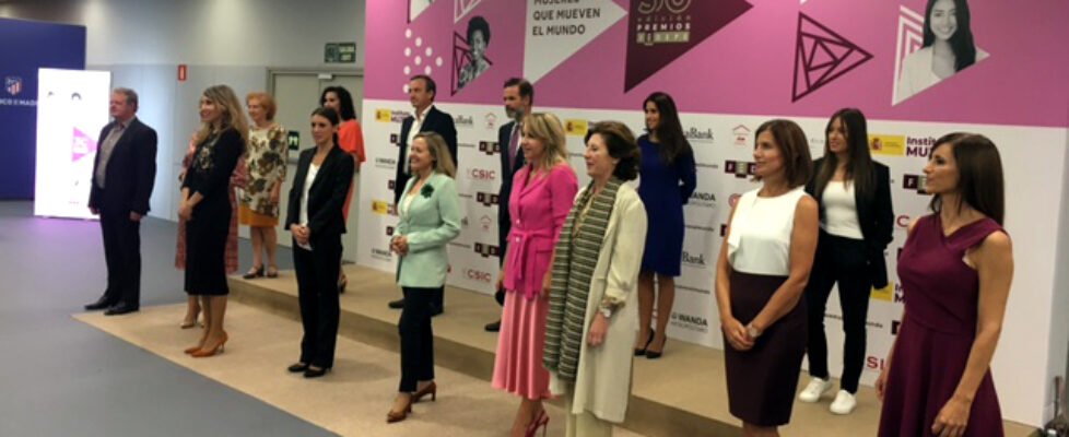 fundacion aon inclusion-mujer