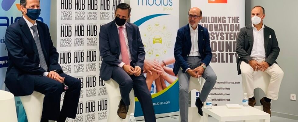 mobius PELAYO Y FENEVAL (002)