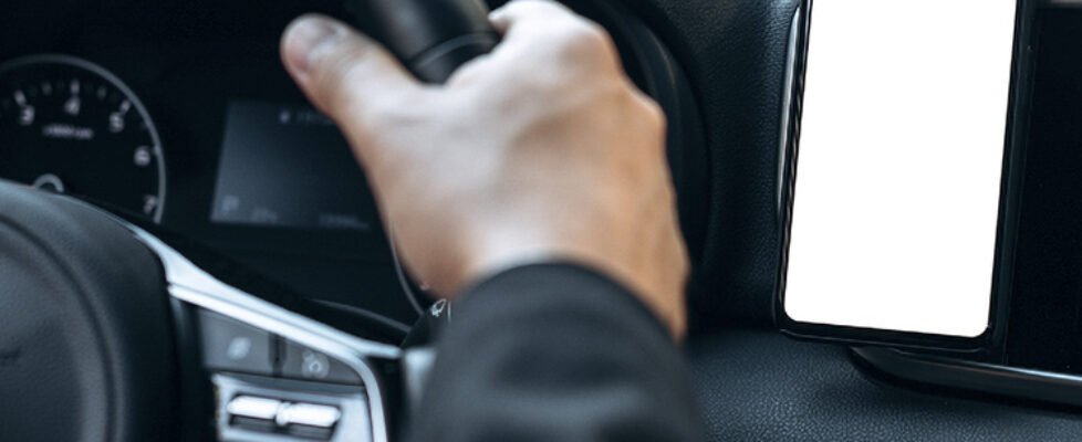 DISTRACCIONES-Y-TELEFONO-MOVIL_800X320