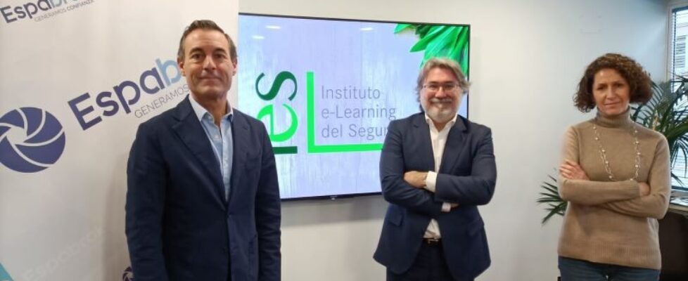 FOTO_ Nota firma acuerdo IES y Espabrok