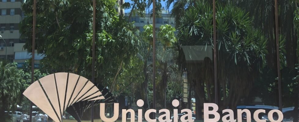 Unicaja Banco (002)