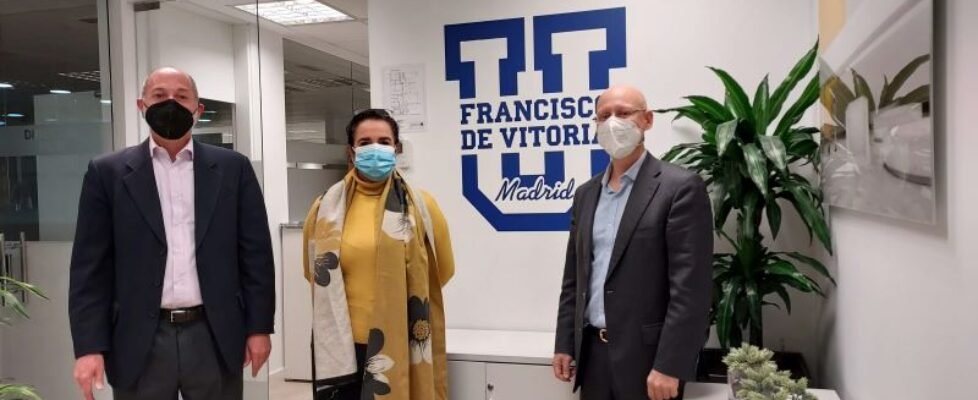 Grupo Init máster dermatología Fco de Vitoria