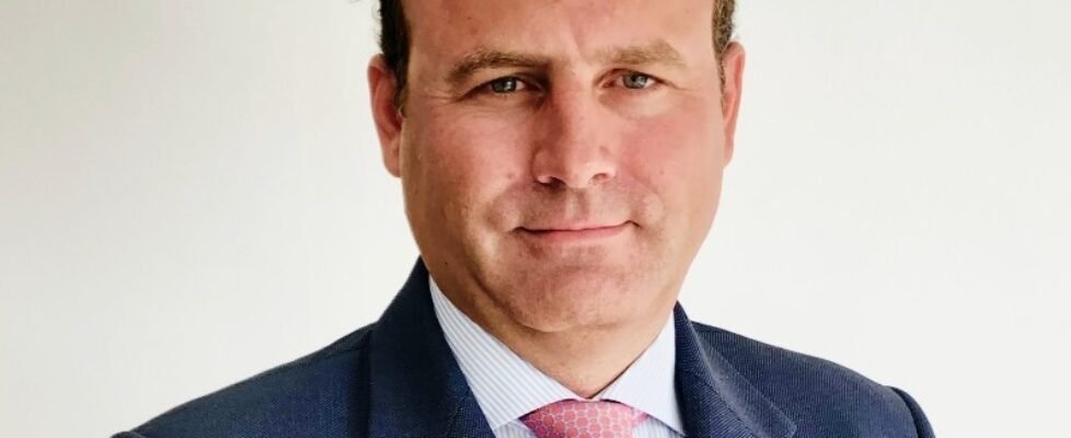 Application,Of,Smartphone,With,Business,Graph,And,Analytics,Data,On