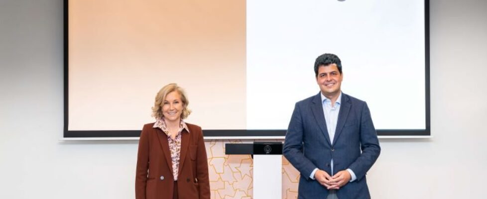 Juan Miguel Estallo Consejero Delegado de Liberty Seguros y María Dolores Dancausa Consejera Delegada de Bankinter 2