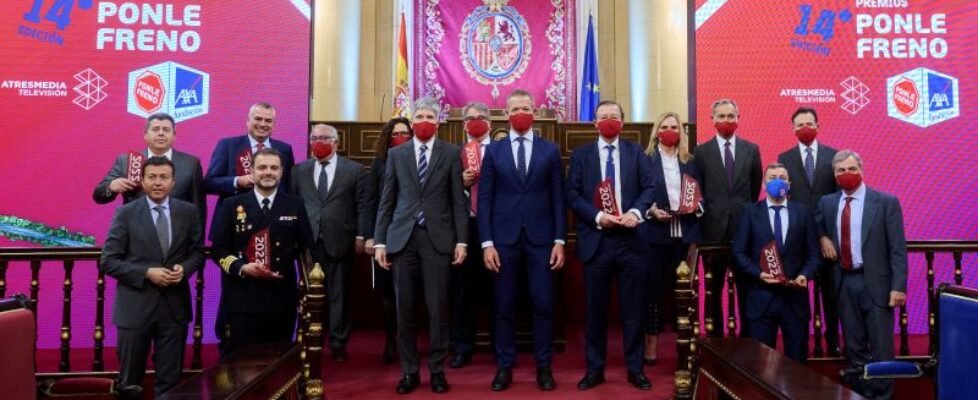 FotodefamiliaAutoridades_Premiados