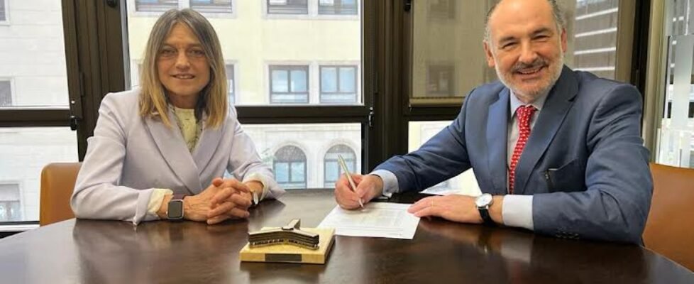 Senda Vivir Seguros y Catalana Occidente firman un acuerdo