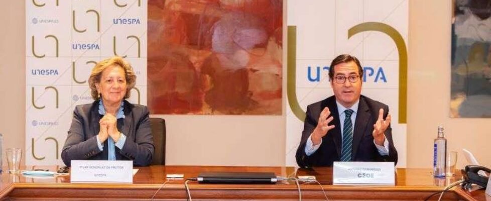 Pilar González de Frutos, presidenta UNESPA, y Antonio Garamendi, presidente CEOE