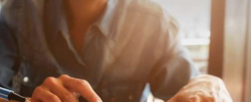 abogacía becas rrss_becascatedra_horizontal (002)