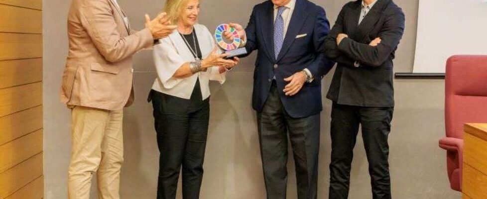 Entrega Premio Excelencia ODS 2021