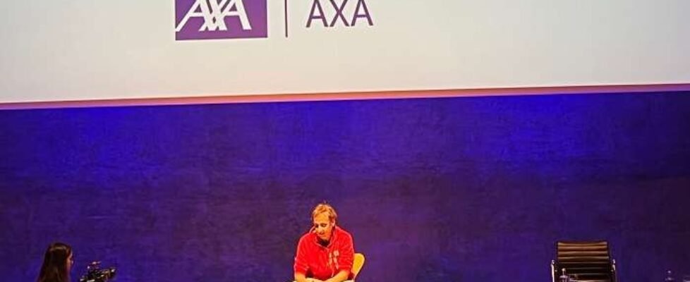 axa