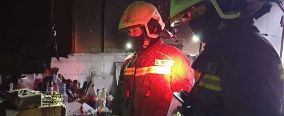 incendio-vivienda-reinosa- @Bomberos112Cantabria