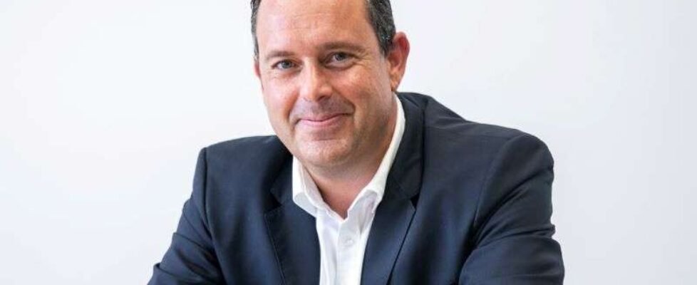 JOSE PIÑERA PRESIDENTE MOBIUS GROUP