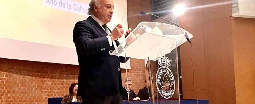 Aon Pedro Tomey (002)