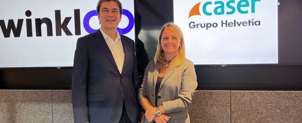 Miguel Montero, director de TwinklOO, y Nuria López, directora de Hipoteca Inversa de Caser