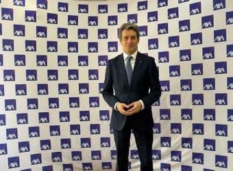 AXA Arturo López Linares